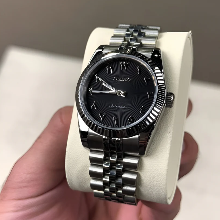 VELARÉ The Nightfall Arabic Dial