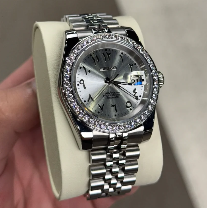 VELARÉ Titanium Gem Arabic Dial