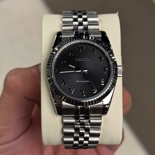 VELARÉ The Nightfall Arabic Dial