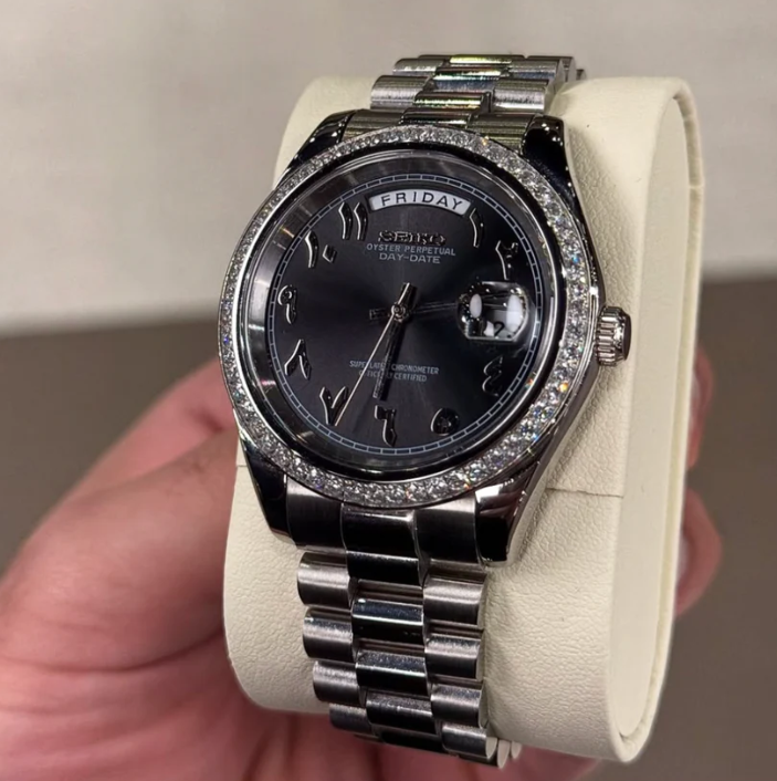 VELARÉ Twilight Arabic Dial