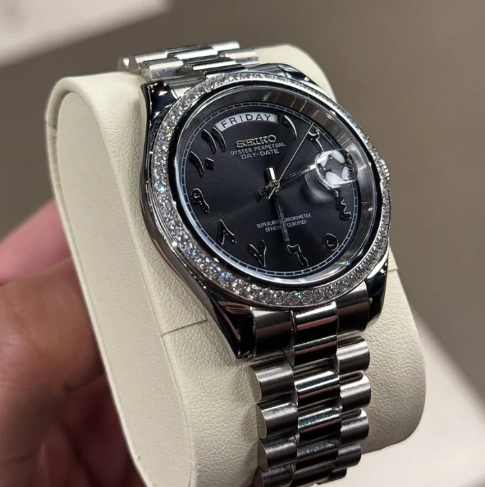 VELARÉ Twilight Arabic Dial