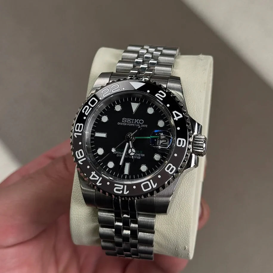 VELARÉ Pepsi Dark Dial